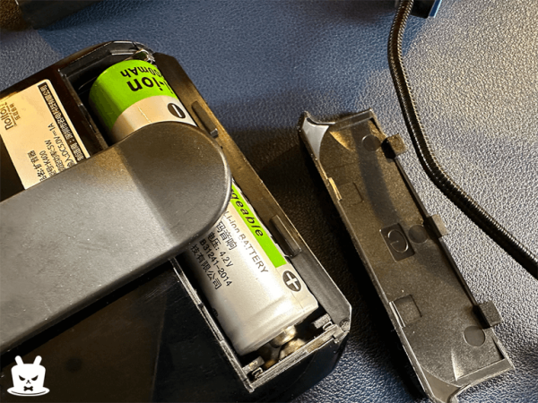超輕巧教課神器！【無線+有線隨身喇叭充電小蜜蜂】18650可替換式電池：圖片 2